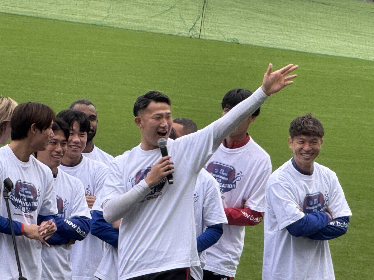 hillslifexxx's tweet photo. 今年もおじさんおばさんで〆😆
#波多野豪 #cctokyo #ポニーテールリボンズ #おじさんおばさん https://t.co/jgHvQWr2i4