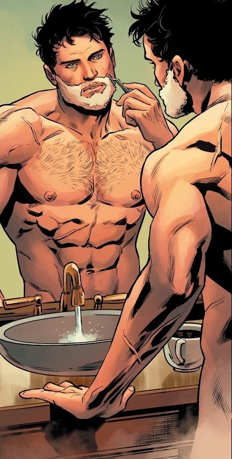 FascinatingZee's tweet image. My husband @thebatmanyear1