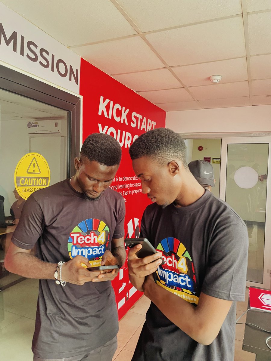 LASUCOM TECH CLUB tweet media