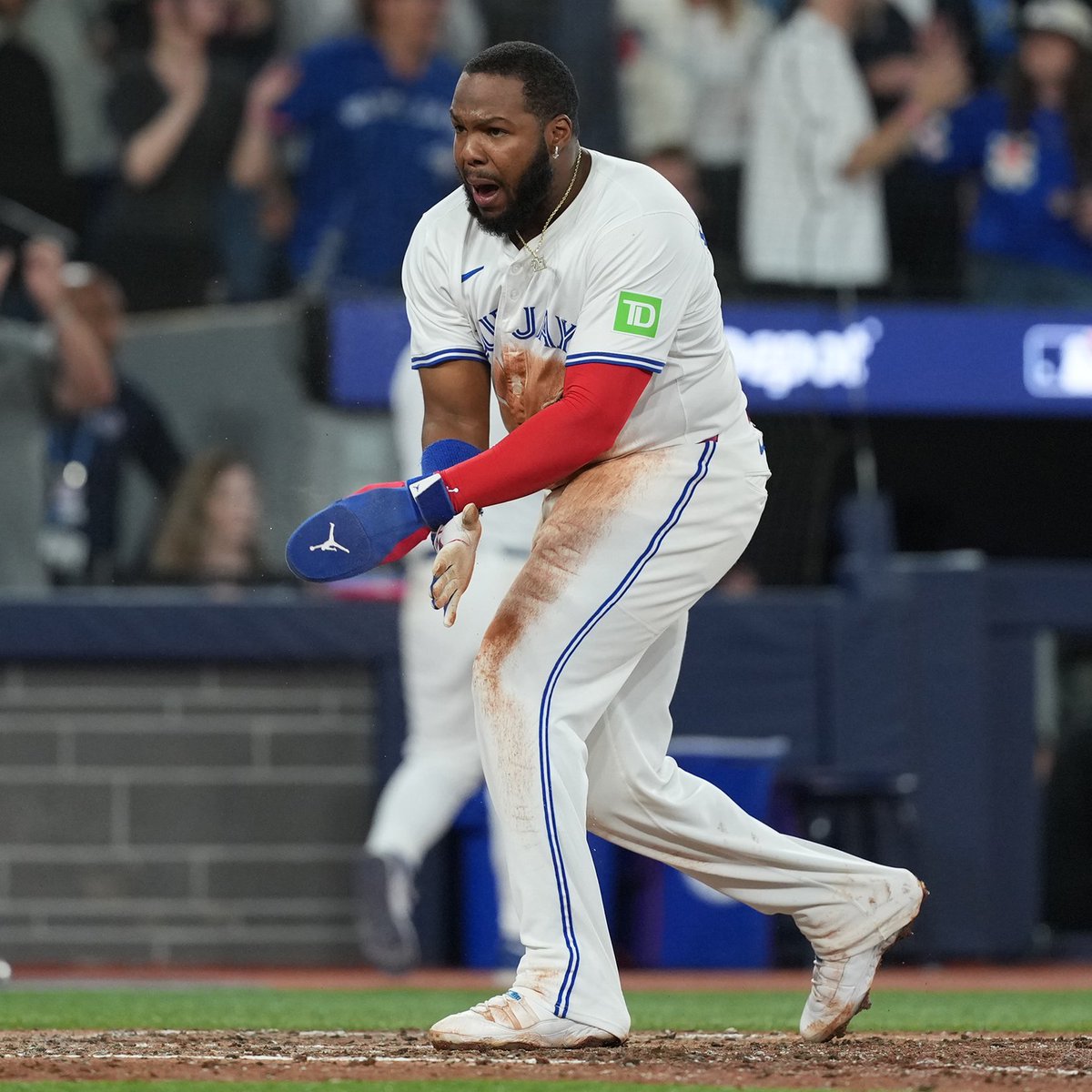 PlayNowSports's tweet image. What an incredible #Postseason run for #BlueJays' slugger Vladimir Guerrero Jr. (18 games):

🔹 .337 Batting Average (32/95)
🔹 19 Runs
🔹 8 Home Runs
🔹 16 RBIs
🔹 62 TB
🔹 1.091 OPS

19+ | #WantItAll