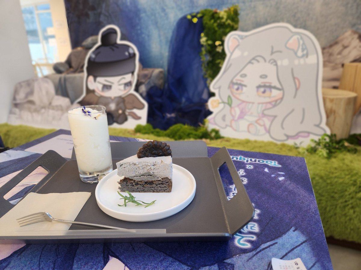 #그래도좋아해 #그조해외전 #그조해카페 #콜라보카페 #시옌 #투니크