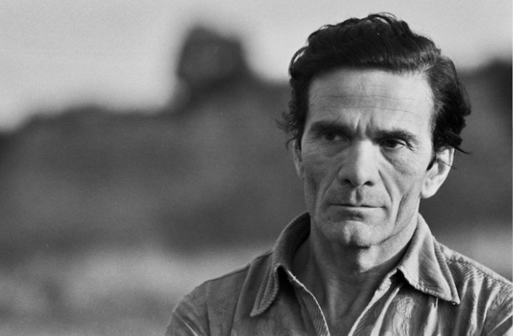 "L'Italia sta marcendo in un benessere che è egoismo, stupidità, incultura, pettegolezzo, moralismo, coazione, conformismo: prestarsi in qualche modo a contribuire a questa marcescenza è, ora, il fascismo."

Ricordando Pier Paolo Pasolini, assassinato il #2novembre 1975.