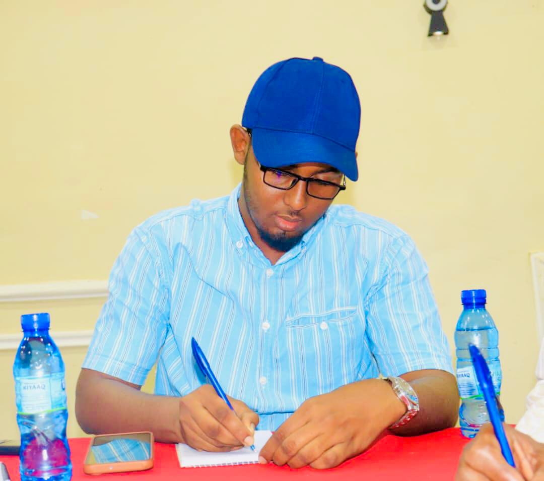 SharmarkeAMB's tweet photo. 30th October 2025

I participated in a meeting discussing the important role of the Teachers’ Union in collaborating with the Government to improve teachers’ salaries and expand the education budget.

The meeting, held in Mogadishu. https://t.co/rNGcBycta9