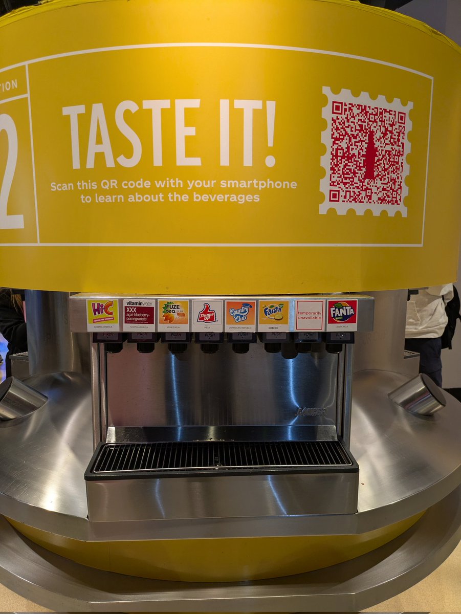 __Dangan__'s tweet photo. コカ・コーラ生誕の地
色々飲めて楽しめた！
#cocacola 
#atlanta
#worldofcocacola
#usa
#weekend https://t.co/WT55Uzyqwu