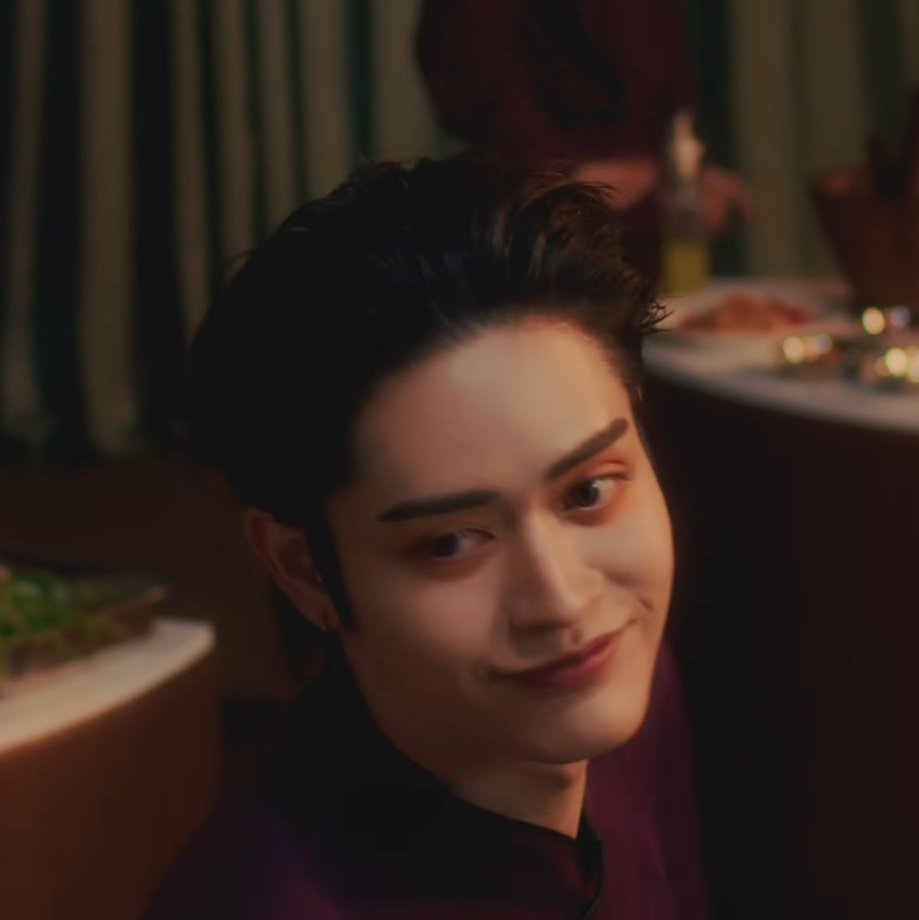 nicestoryy's tweet image. เจอแบบนี้เข้าไปเราก็หวั่นไหวจริงแหละ พี่พระเอกเค้าลูกเล่นแพรวพราวมากค่ะ

#ATLASSOMTAM_MV
#ส้มตำไทยใส่แอทลาส
#ATLAS_SOMTAM
꒰ #NiceATLAS #ATLAS_TH #ATLASth ꒱