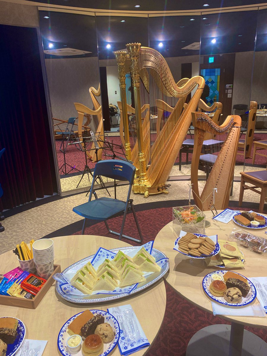 マイセン 「笛を吹く陽気なスネーク」干支プレート 2001 巳年 日本限定 Meissenマイセン 2001年 干支プレート 笛を吹く陽気なスネークヘビ巳年