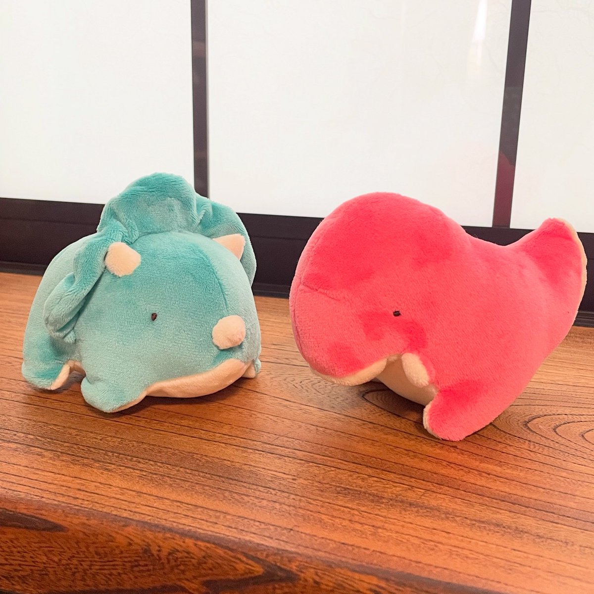 cat_nekojarashi's tweet photo. デザフェス62に出展します!
手作りのぬいぐるみを中心に、雑貨も色々持って行きたいと思っています。
楽しんでいただけるようなブースにできるように頑張ります☺️
どうぞよろしくお願いいたします✨

🐾出展日　11/15.16
🐾出展名　やわらかいねこ
🐾N-120,N-121
#デザフェス62リポスト
@designfesta https://t.co/7fms7uCwjG