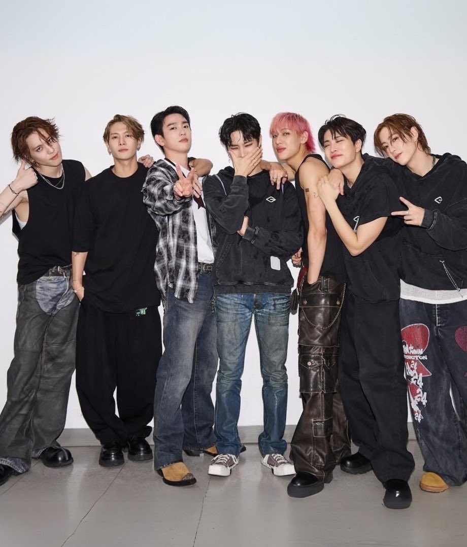 Namaoy2938's tweet image. โพสแรกของวันค้าบบบบ
เอื้อยค้าบ รีเก็บคะแนนให้หน่อยนะค้าบ 💚
อย่าลืมไปโหวตในแอพด้วยนะค้าบ
สู้ๆ อินกแสนสวยทั้งหลาย.✌️✌️🐥💚
#2025MAMAVOTE #GOT7