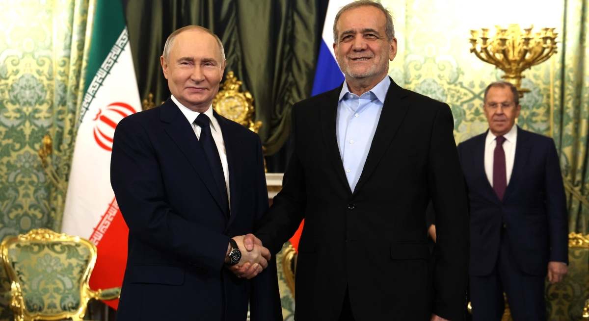 Rusia e Irán mantendrán todos sus proyectos de energía, incluida una central nuclear de 25.000 millones dozz.es/7lsfn2