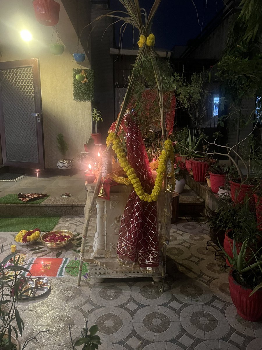 MohiniDr's tweet photo. Image of havan at Himalayas by Himalayan Gurus,this image is drawn in 9 minutes but in real this havan was performed on 27 th October 2025 Gurumi is present too 🙏🙏🇮🇳🦋 https://t.co/WK71jDwCr2