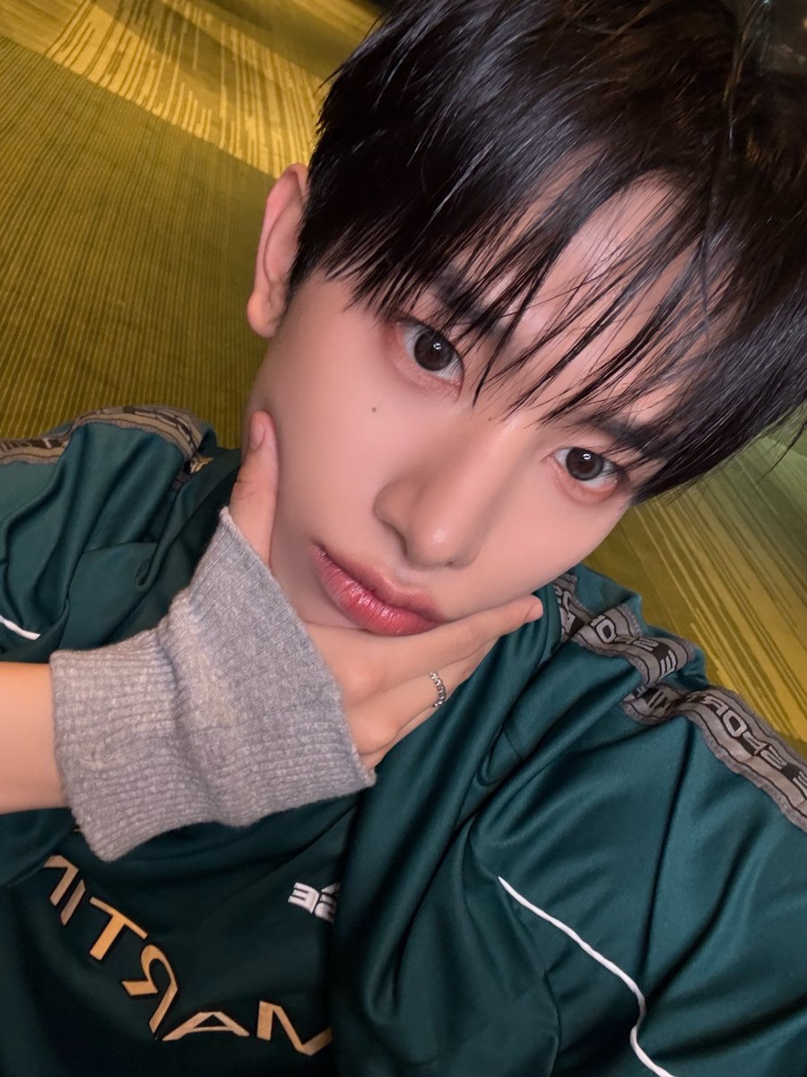 at_ALL_H_OURS's tweet photo. [#건호]
우우우웅 건호빵 🍞🍞

#ALL_H_OURS #올아워즈
#KUNHO #건호 https://t.co/Uxc9ecAWSk