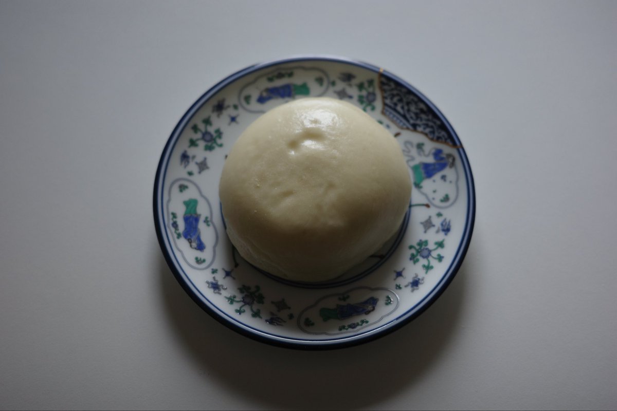 酒饅頭しか売ってない酒饅頭屋のつやつやの酒饅頭