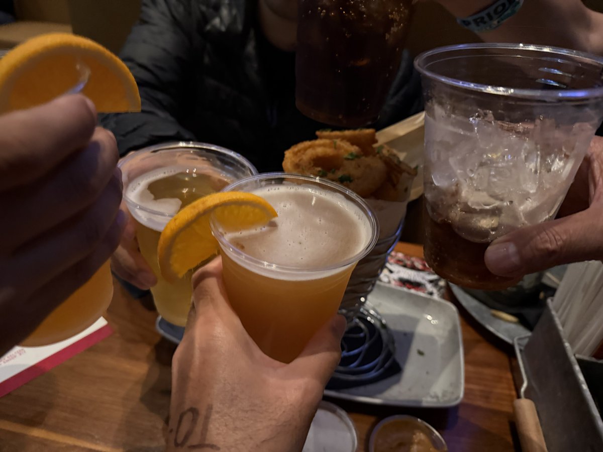 今日も最高に楽しかった😆
BABYMETALにカンパーイ🍻
#BABYMETAL #LosAngeles #IntuitDome