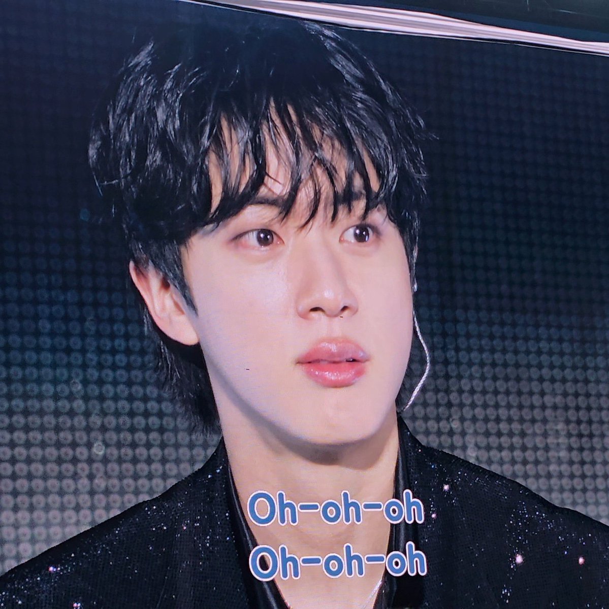 yomyom0303's tweet image. 달려라석진 콘서트는 가본사람들은 알 수 있음 여운이 존나ㅈㄴㅈㄴ깊음 정신병걸림 너무 예쁘고 사랑스러운 콘서트임 그래서 김석진 감금해버리고싶어짐