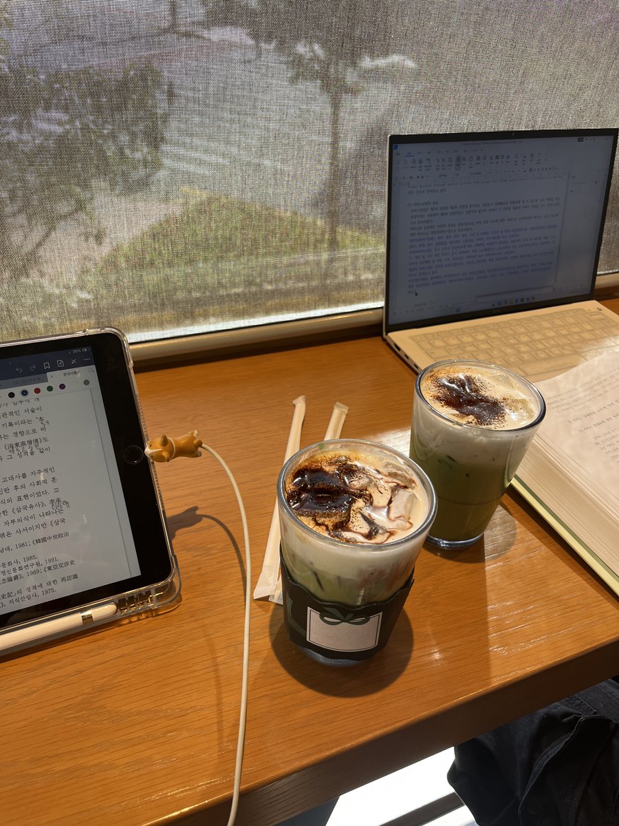 __spreadwings's tweet image. #공부계트친소 #공부계_트친소

사범대 다닙니다 💤🧘🏻‍♀️💕