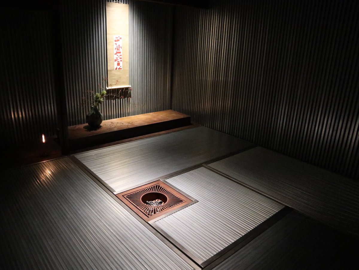 tecture1's tweet image. #DESIGNARTTOKYO2025 
六本木 AXIS / MAP64〜
JIDAデザインミュージアム
Ambientec Gallery Tokyo
Bang ＆ Olufsen
GRANDIR＋小阪雄造、田中悠史、市川善幾、萩谷綾香、佐藤洋美「時構の間｜SEN-AN」
siro exhibition 02「は、回る」
mag.tecture.jp/event/20251021… 

#DESIGNART #AXIS #TECTURE