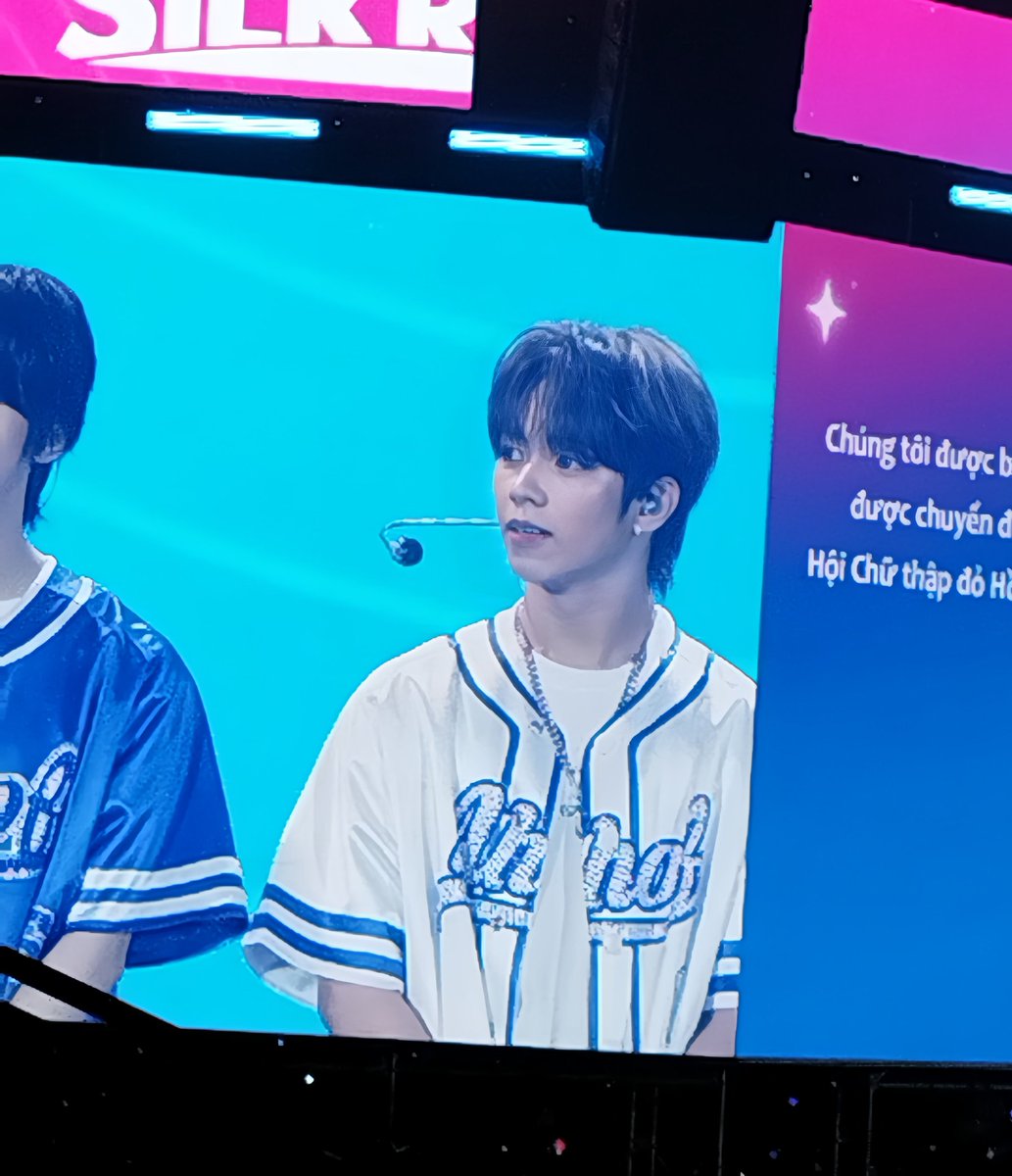 BTS_TEMPEST's tweet photo. JL AHOF part 3. Maybe because he's close to our Hanbin, I've been paying attention and taking pictures of him quite a lot😅

#AHOF #아홉 
#JL #제이엘 https://t.co/1UuCpdH13Q