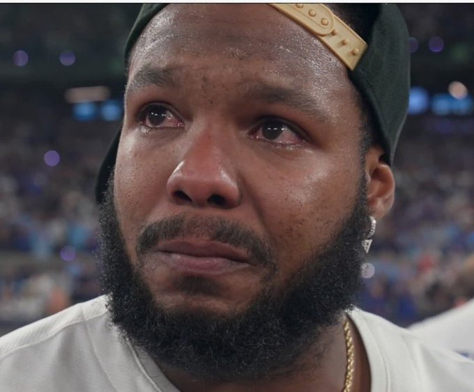 couldnt happen to a better guy! good night Los Angeles! bless all the champs!