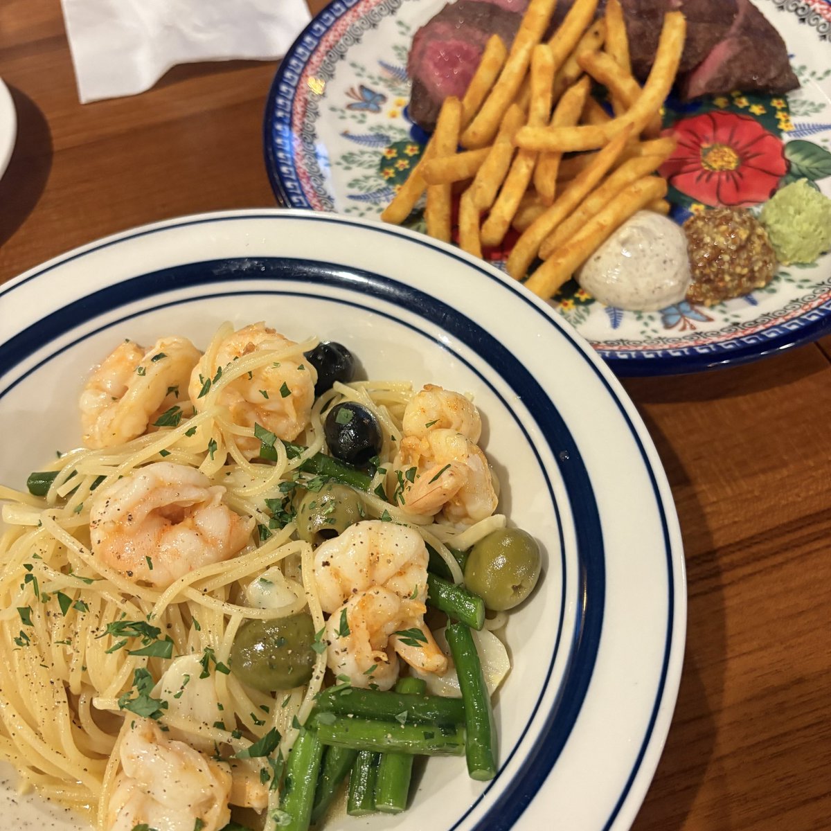 pokeinsummer's tweet photo. What I ate in +82 https://t.co/HzvkFbq1Em