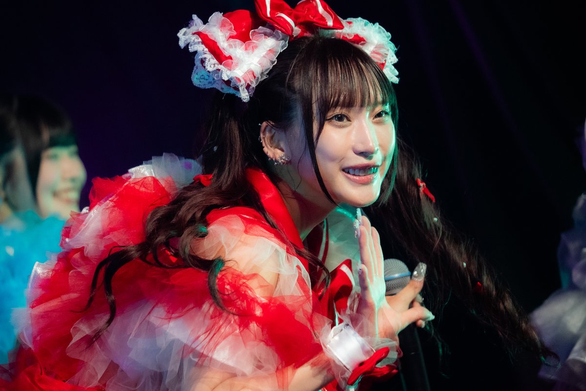 takesix3104's tweet photo. 2025/11/1 MEWM ラストライブ @ WOMB LIVE
ツインテ芸
#MEWM
#ももこ https://t.co/Vh113opQrp