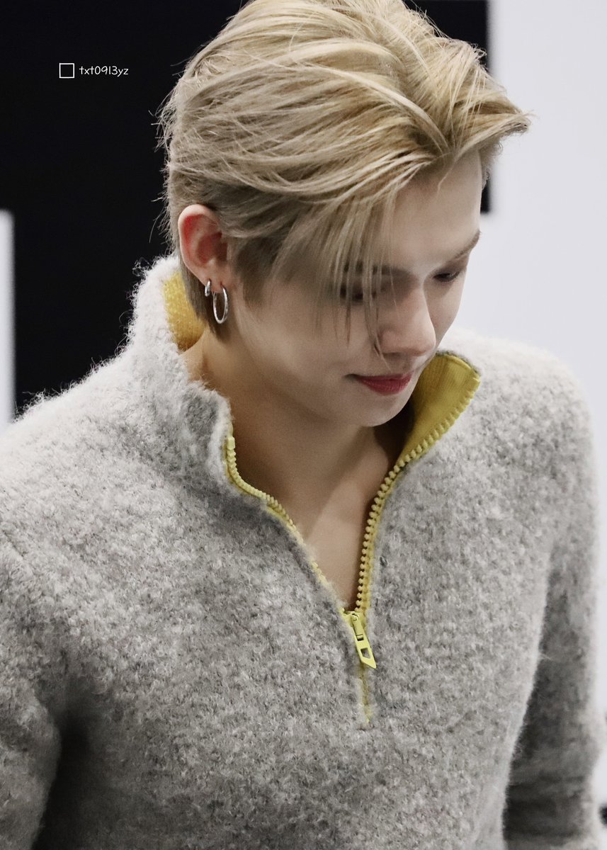 アイドル TXT TXT - 0X1=LOVESONG (I Know I Love You) (Feat. Ikuta Lilas