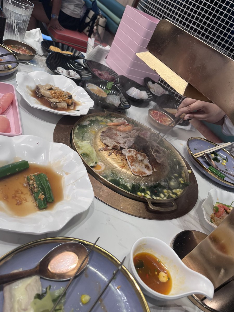 ทำบุญกฐิน <a href="/iyechann/">honi 🍒</a> <a href="/tarn1999_/">คุณตาลลลหลวยจิ๋ว🎀🦦🌼</a>