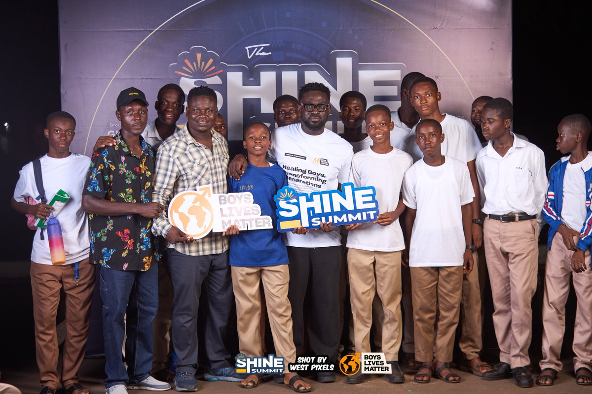 KobbyKyei_'s tweet image. What a night! 🇬🇭 The Shine Summit at PRESEC, LEGON was a powerful reminder that Boys’ Lives Matter Too.

Conversations. Inspiration. Change in motion. 💙 #ShineSummit #BoysLivesMatterToo