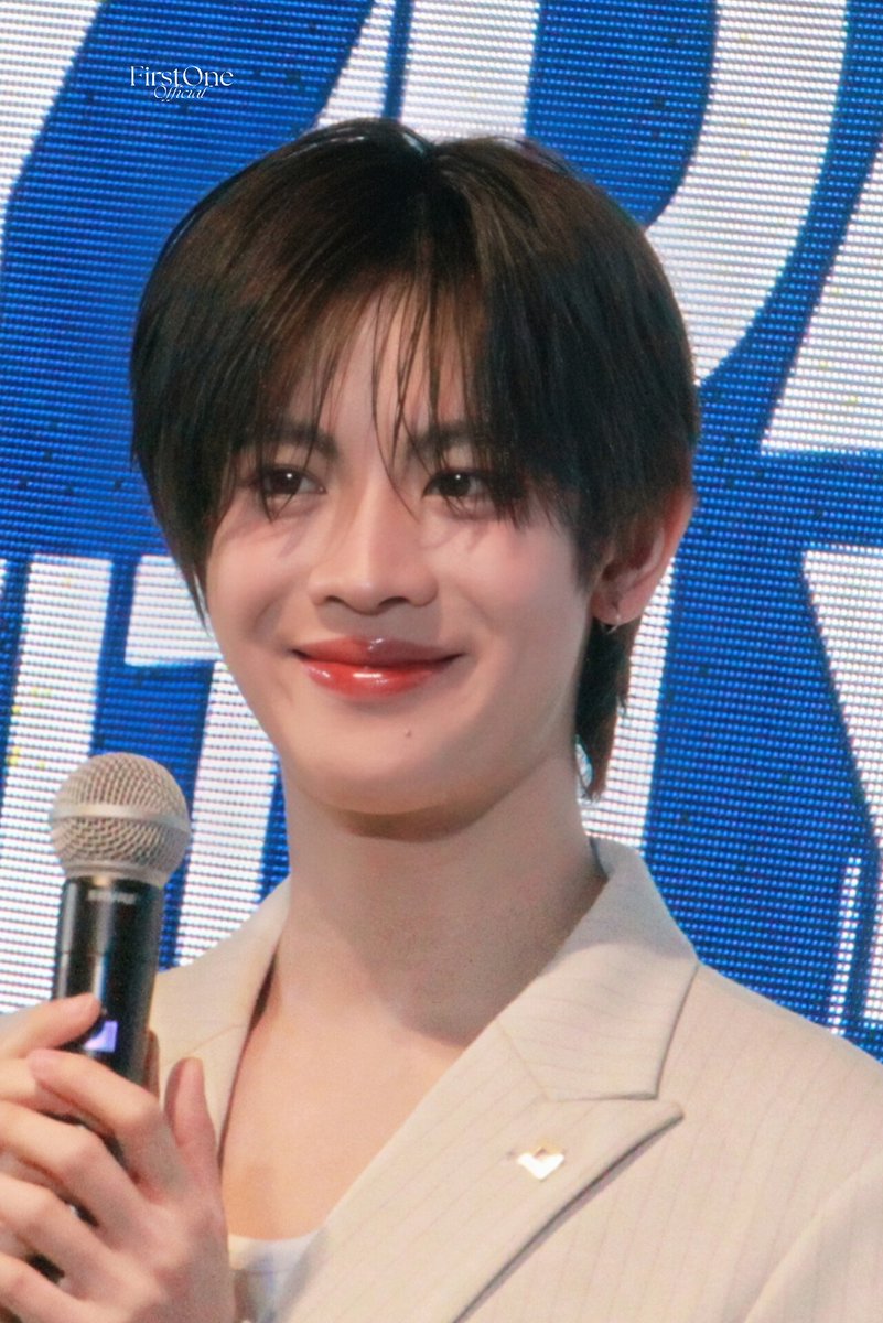 ฟวอ ขอขอบคุณ <a href="/IQsportshoes/">IQsport</a> 🙏

ที่ให้เกียรติเชิญ  “ น้องเฟิร์สวันกับพี่เติ้ล”  ได้มาร่วมทำกิจกรรม workshop แบบใกล้ชิดกับ พี่ ๆ ติดฝนอย่างเป็นกันเองในวันนี้ด้วยนะคะ  แถมยังได้ฟังสัมภาษณ์ ความน่ารักในการเป็นพาร์ทเนอร์ของทั้งคู่  เรียกได้ว่าบรรยากาศสนุกสนาน และ มีความสุขสุด ๆ เลย 🥰