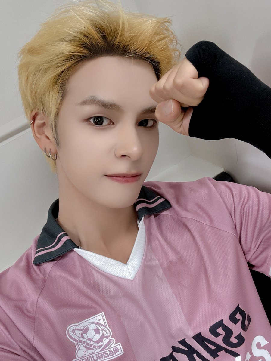 CRAVITYstarship's tweet photo. [📸] 251102
JTBC #뭉쳐야찬다4
⠀ 
#CRAVITY #크래비티
#세림 #SERIM
#DaretoCrave_Epilogue
#LemonadeFever https://t.co/dZ8PwPRaf1