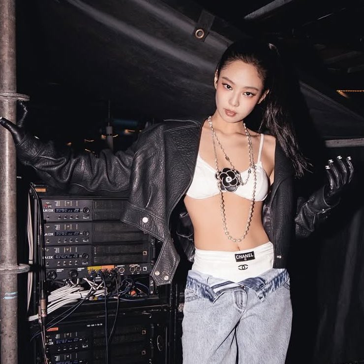 Jennie_Union's tweet image. Final day for Indonesia. Let’s show Jennje some love 

JENNIE MENGGOYANG JAKARTA
#JENNIEDEADLINEINDONESIA