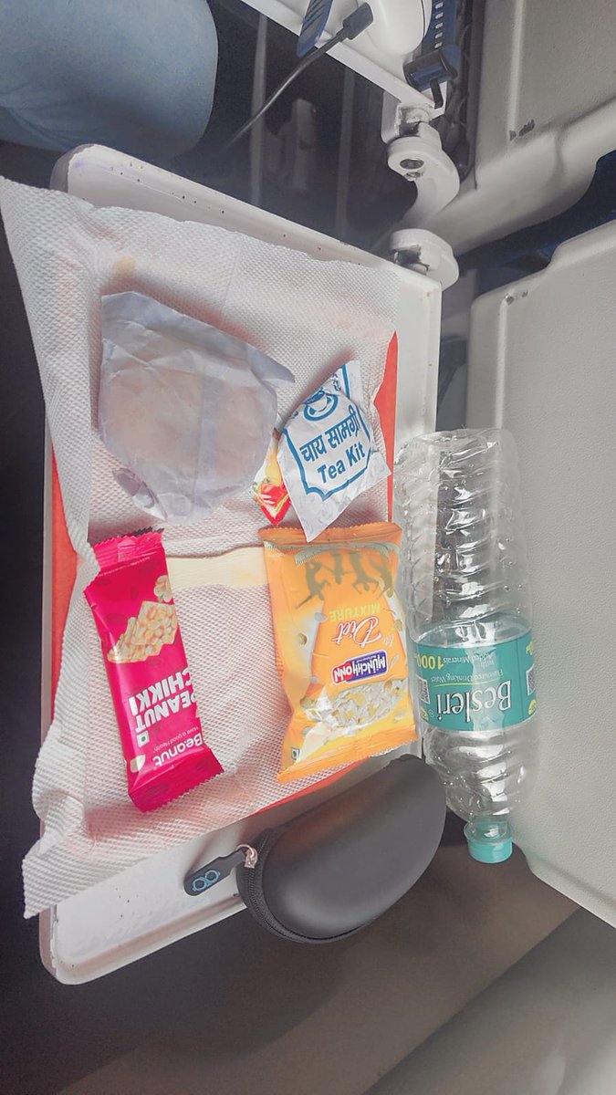 youraryan12's tweet photo. Travelling in Vande Bharat 02251 from Bihar to Delhi. Food quality is poor and not as per menu. PNR 6560394434. Snacks very basic, coffee unavailable. Is this standard service? Ya this service provide only Bihar people??
#VandeBharatExpress
@AshwiniVaishnaw
#IndianRailways https://t.co/gl2hAIL4JS