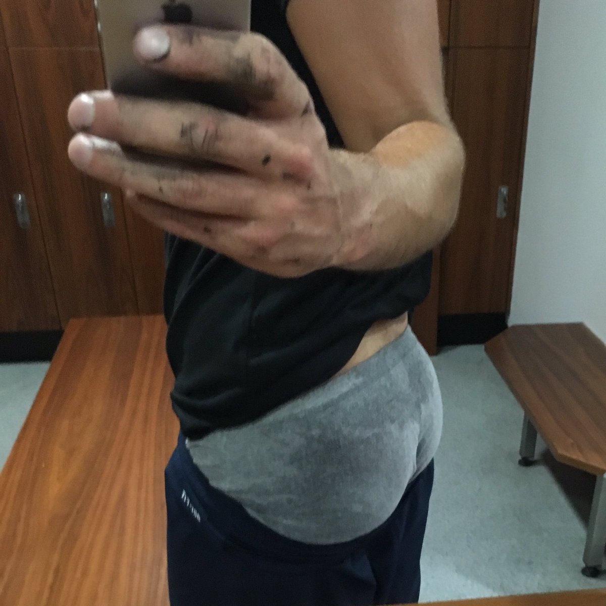 Dirty Decorator tweet media