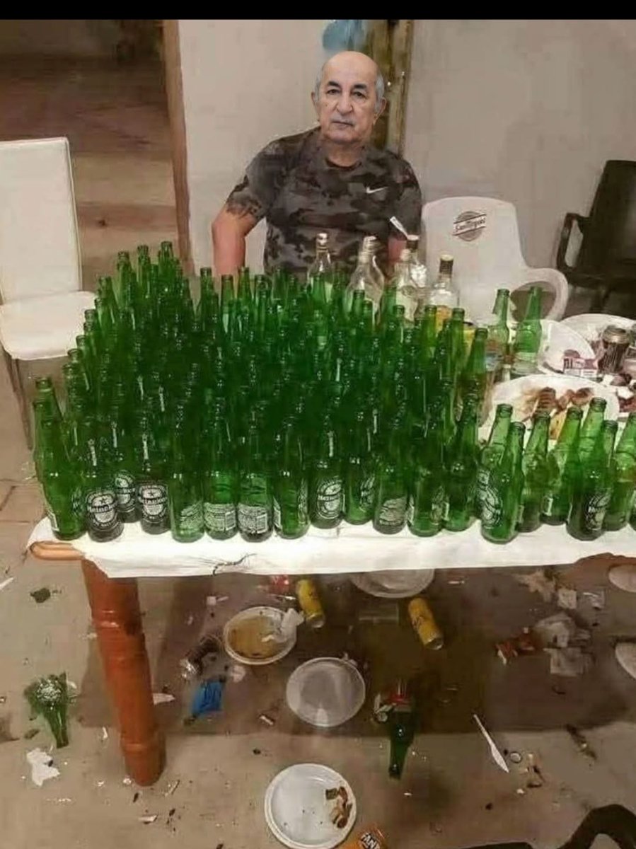 عبد المجيد تبون حتى قرار ما يدوز 🤣