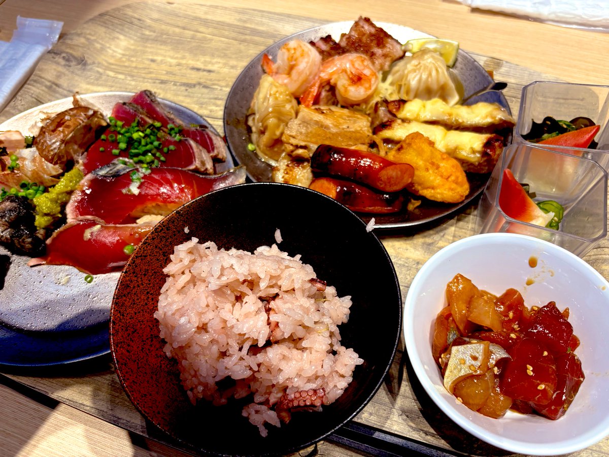 別府の杉の井ホテルきた
バイキングがバチくそに美味しかったです