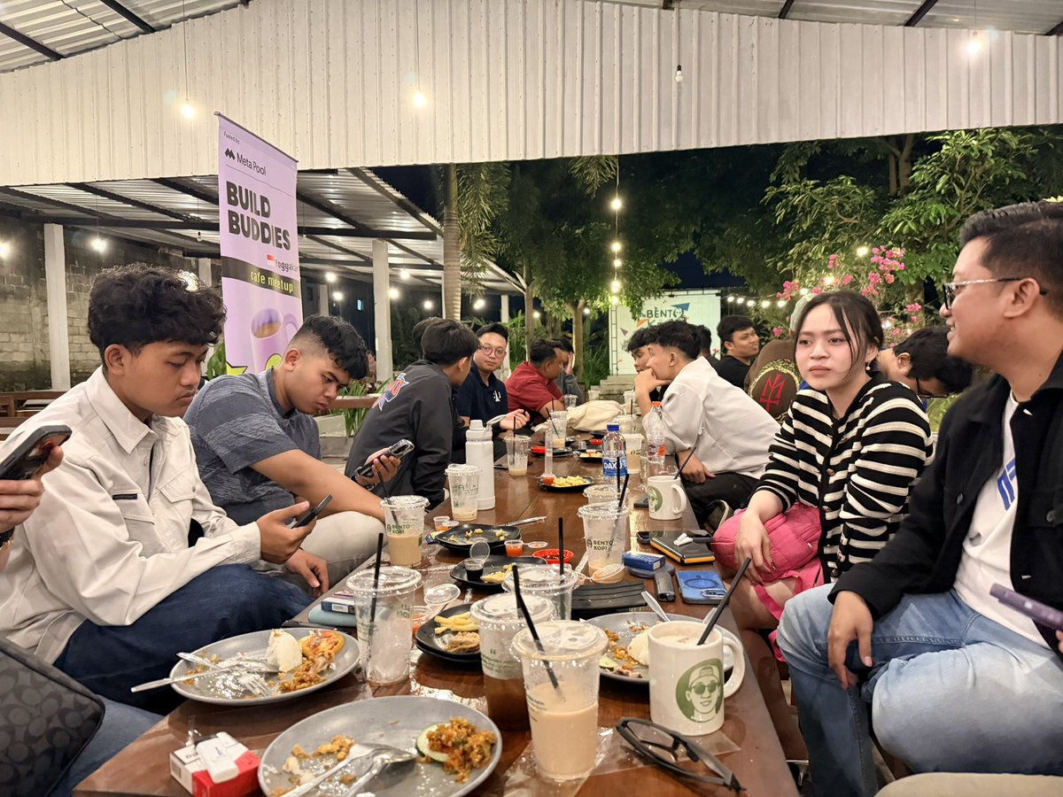 We ended the month of October with Build Buddies special attended by KoLs <a href="/yunepto/">Yunepto.base.eth</a> and Friends, we had <a href="/BybitIndonesia/">Bybit Indonesia</a> (Mr. Budi) and <a href="/okx/">OKX</a> Indonesia (Me. Arnold) and also friends from <a href="/devweb3jogja/">Developer Web3 Jogja</a>.

We chilled and enjoyed the coffee and had a good discussion about Node Studio