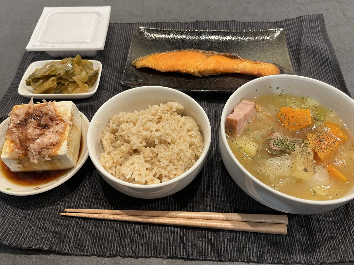 yanbe's tweet image. 気持ちにめちゃめちゃ余裕がある時、もしくは変に完璧主義になってる時にだけこれが出来る