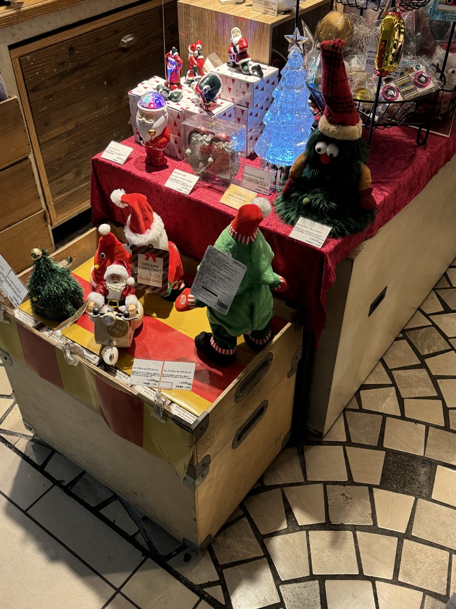 Oh vamos viejo, ni siquiera es mitad de noviembre.