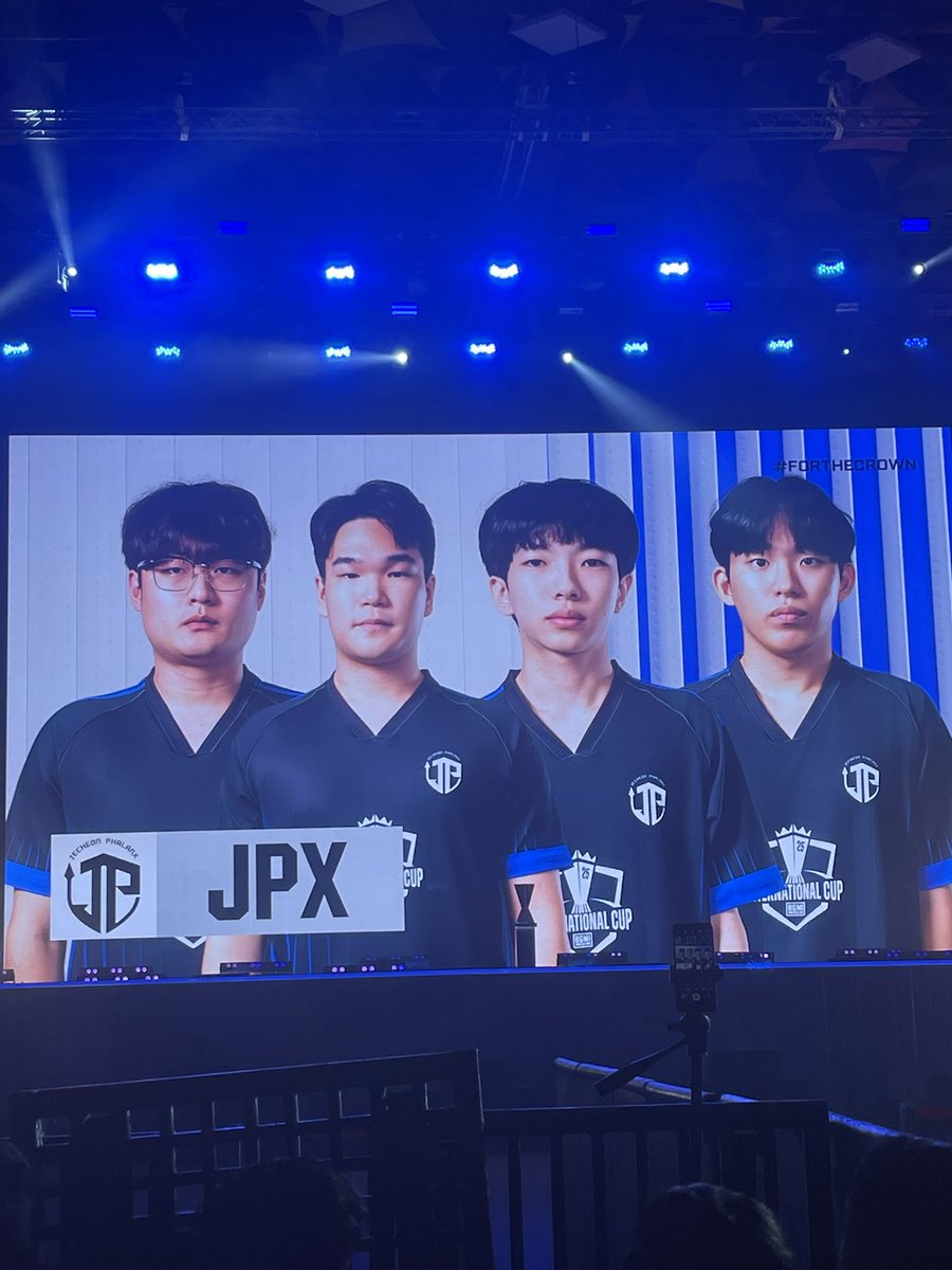 #FLASH: JPX CONQUER MIRAMAR! 🇰🇷

JPX Esports secure the WWCD in Match 17 — Korea back on top with a clean, composed performance! 🔥

Reports <a href="/Kalagraphe88134/">Kalagrapher</a> 

<a href="/OfficialBGMIIND/">Krafton India Esports</a> 
#BMIC2025 #BGMI #KraftonIndia #JPX #Esports