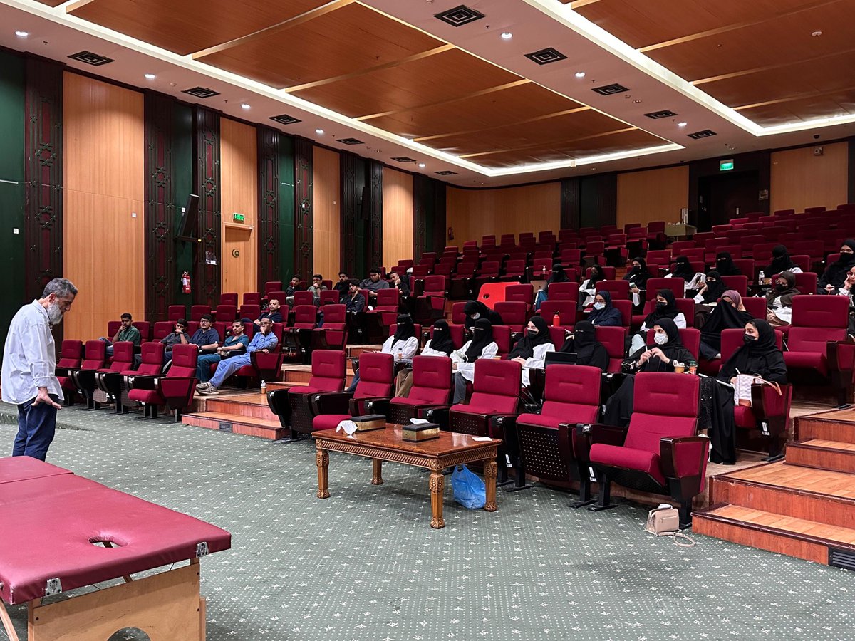 يحدث الان #سبتا_مكة
<a href="/Spta_Media/">الجمعية السعودية للعلاج الطبيعي SPTA</a> 

بالتعاون مع مدينة الملك عبدالله الطبية 
<a href="/KAMC_MAKKAH/">مدينـة المـلك عبـدالله الطبيـة</a> 

اليوم الاول لورشة عمل
Integrated Manual Therapy Program

للاستشاري الدكتور 🇴🇲 
د.عمر التميمي

حضور وتفاعل رائع ✨