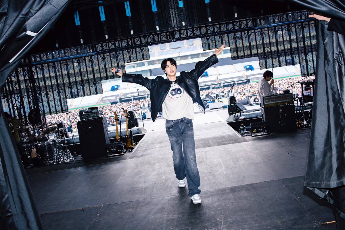 seokjinfile's tweet image. WOOTTEO ON INSTAGRAM