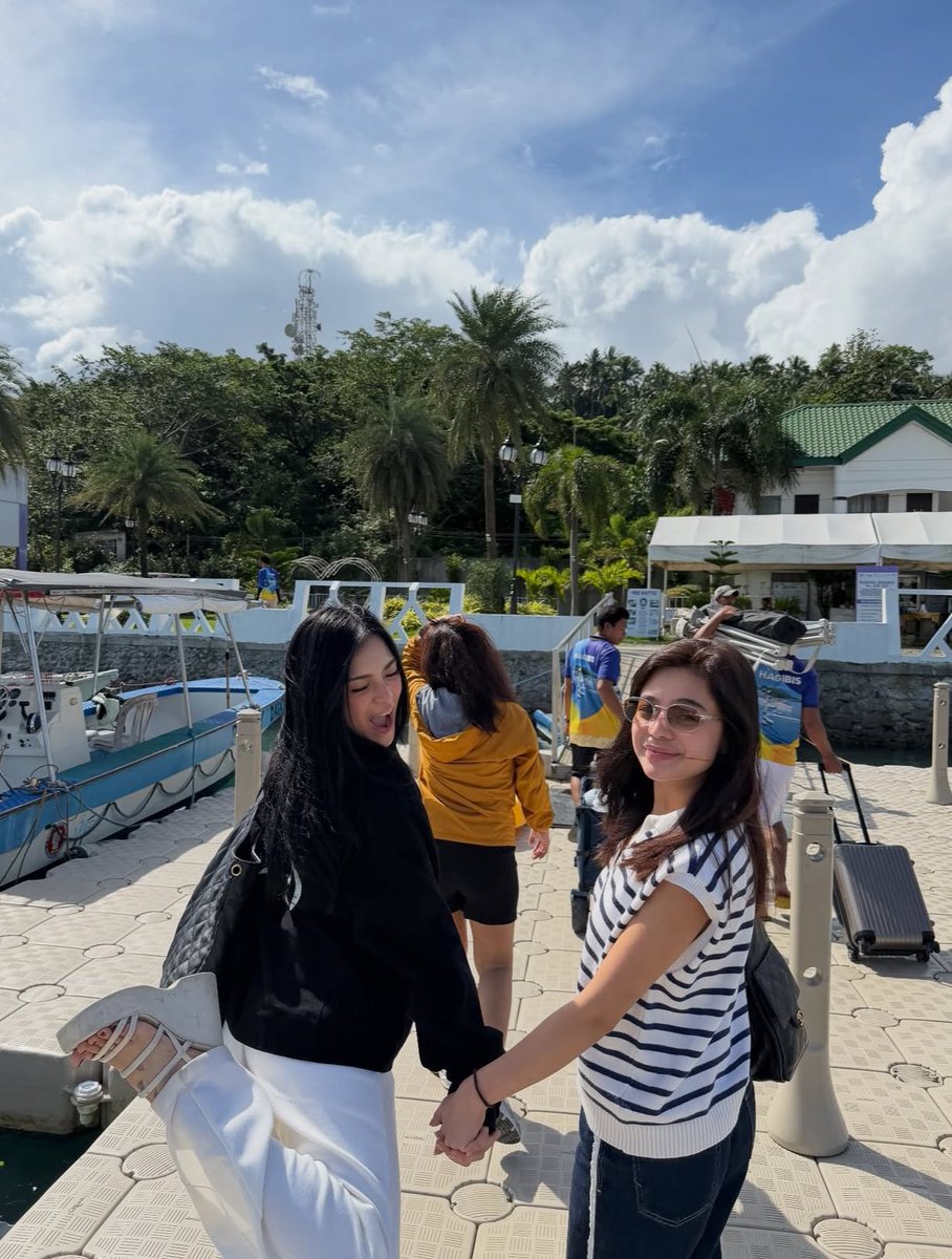 bpxmikbrent's tweet image. mibi ko 🫶🏻