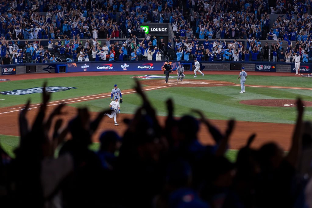 Congratulations to the <a href="/BlueJays/">Toronto Blue Jays</a> on an incredible season and a hard-fought World Series run.

You reminded us all what teamwork looks like and made Canada proud every step of the way.
