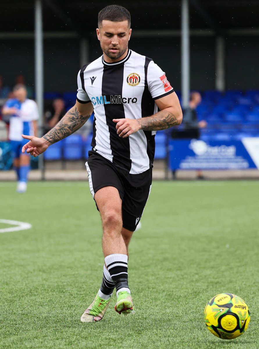 Name: Ben Sampayo
Age: 32
Location: Essex (Will travel 45min-1hr)
Position: RB | LB | RWB | LWB 
Previous Clubs: Chelsea, Brighton &amp; Hove Albion, Greenock Morton, Chelmsford, Brentwood Town, Heybridge Swifts, East Thurrock, Aveley, Bishop Stortford &amp; Canvey Island 

Level looking