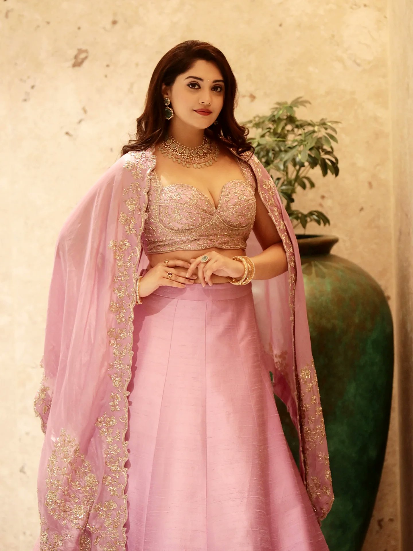 G4v98kybEAA-YSf?format=jpg&name=large