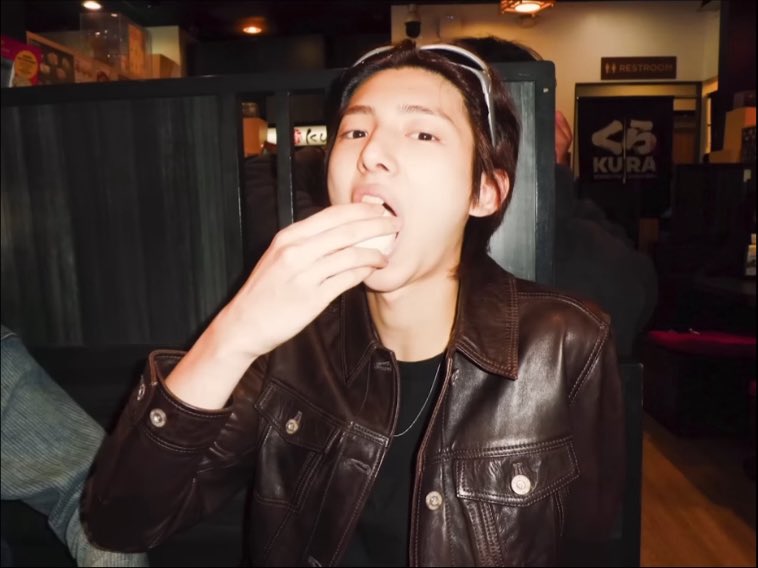 juhoontwt's tweet image. 🎞️✮⋆˙