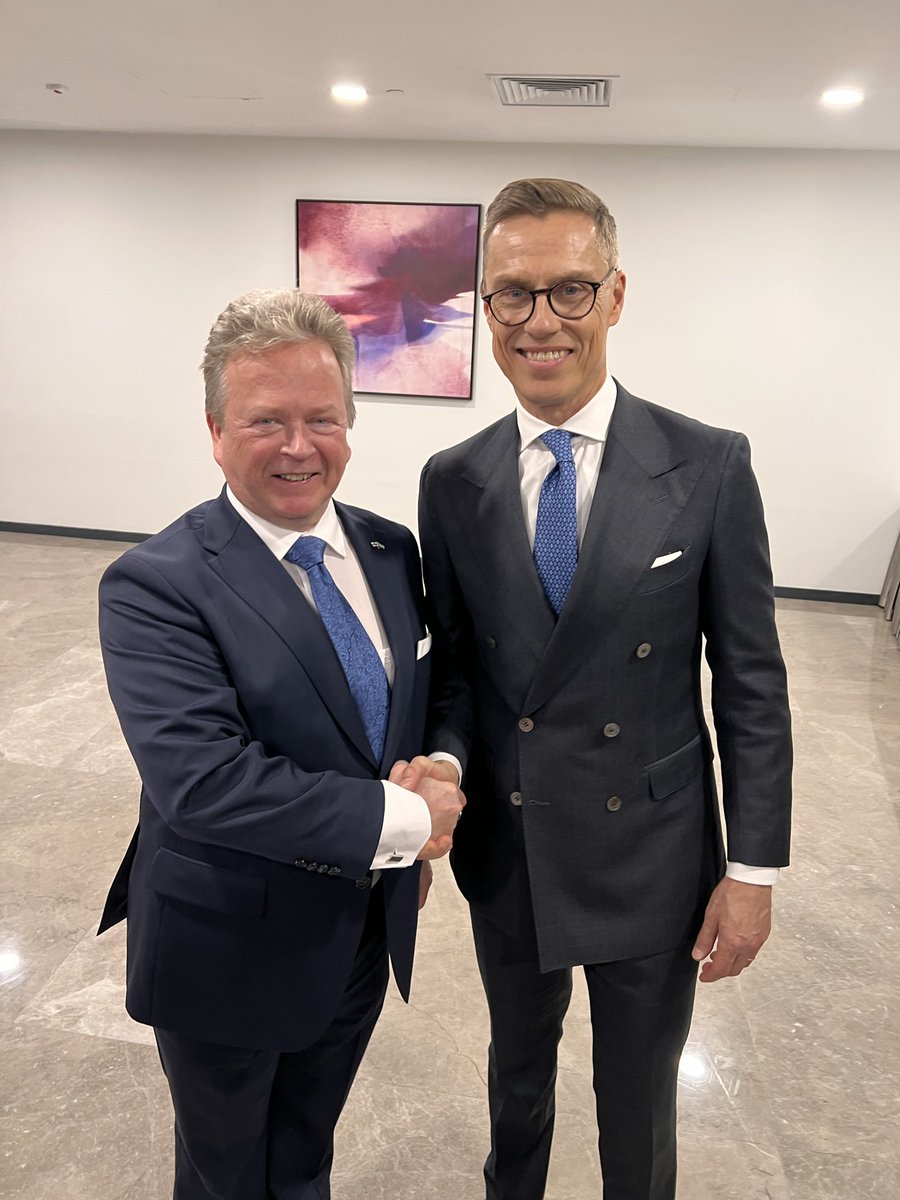 On ollut ilo ja kunnia olla mukana <a href="/alexstubb/">Alexander Stubb</a> matkassa KAZ-UZB  ja seurata paikan päällä Keski-Aasiassa maailman politiikkaa ja taloutta. Meillä on hyvä osaaminen, mutta toki täältäkin löytyy. Mielenkiintoisia kasvavia markkinoita 🇫🇮🇰🇿🇺🇿 #Astana #Tashkent <a href="/TPKanslia/">TPKanslia</a> <a href="/AInsinoorit/">A-Insinöörit</a>
