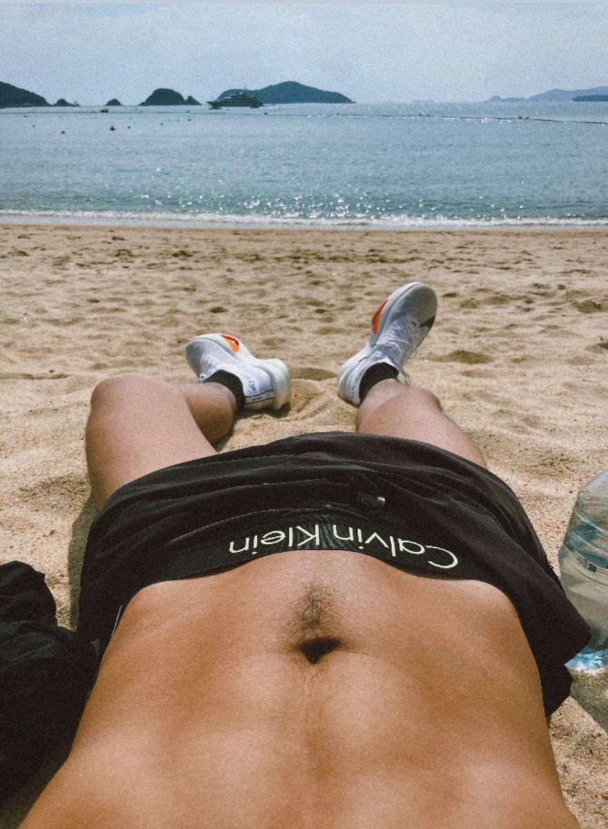 久違的海灘與太陽