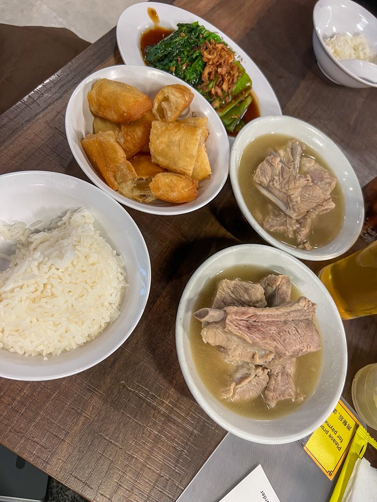 初めてのシンガポール！楽しかったし、バクテーうますぎたけど暑すぎるしお酒高すぎるから住むことはできんなw