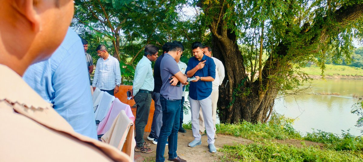 dm_malkangiri's tweet image. ଜିଲ୍ଲାପାଳ କାଲିମେଳା ବ୍ଲକ ଅଧିନସ୍ଥ ମାନ୍ୟମକୋଣ୍ଡା , ଟାଗୋରକୋଟା ଓ ମୋଟୁ ଅଞ୍ଚଳ ଗସ୍ତ କରି ସ୍ଥିତି ବିଭିନ୍ନ ପ୍ରକଳ୍ପର ଅଗ୍ରଗତି ସମୀକ୍ଷା କରିଛନ୍ତି। @CMO_Odisha @SecyChief @PCDept_Odisha 
​#CollectorVisit ​#ଜିଲ୍ଲାବିକାଶ
​#DistrictDevelopment
​#ଭିତ୍ତିଭୂମିଉନ୍ନତି
​#InfrastructureUpgrade
#ପର୍ଯ୍ୟଟନବିକାଶ