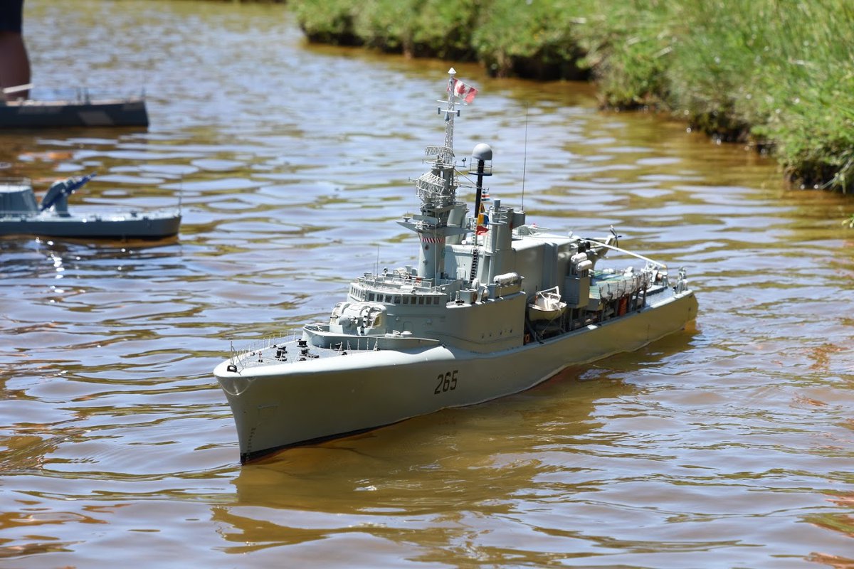 TaskForce72Aust's tweet photo. HMCS Annapolis was an Annapolis-class destroyer that served in the @RoyalCanNavy  and later, the @CanadianForces. Entering service in 1964, and serving through the Cold War, Annapolis was heavily refitted in 1985-87 and finally decommissioned in 1998. https://t.co/sLx62bIGxF